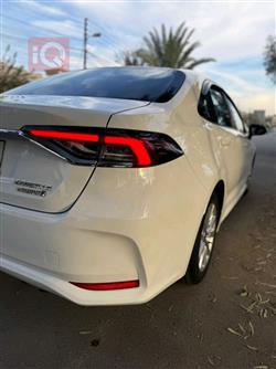 تۆیۆتا کۆرۆلا